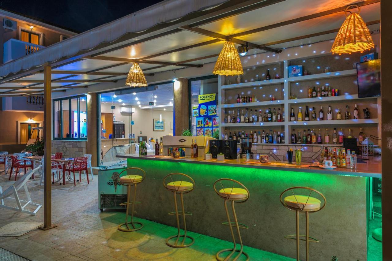 Kozanos Hotel & Suites 阿利卡纳斯 外观 照片