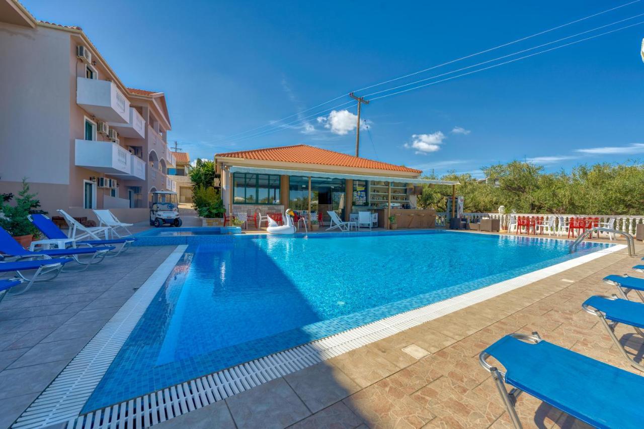 Kozanos Hotel & Suites 阿利卡纳斯 外观 照片