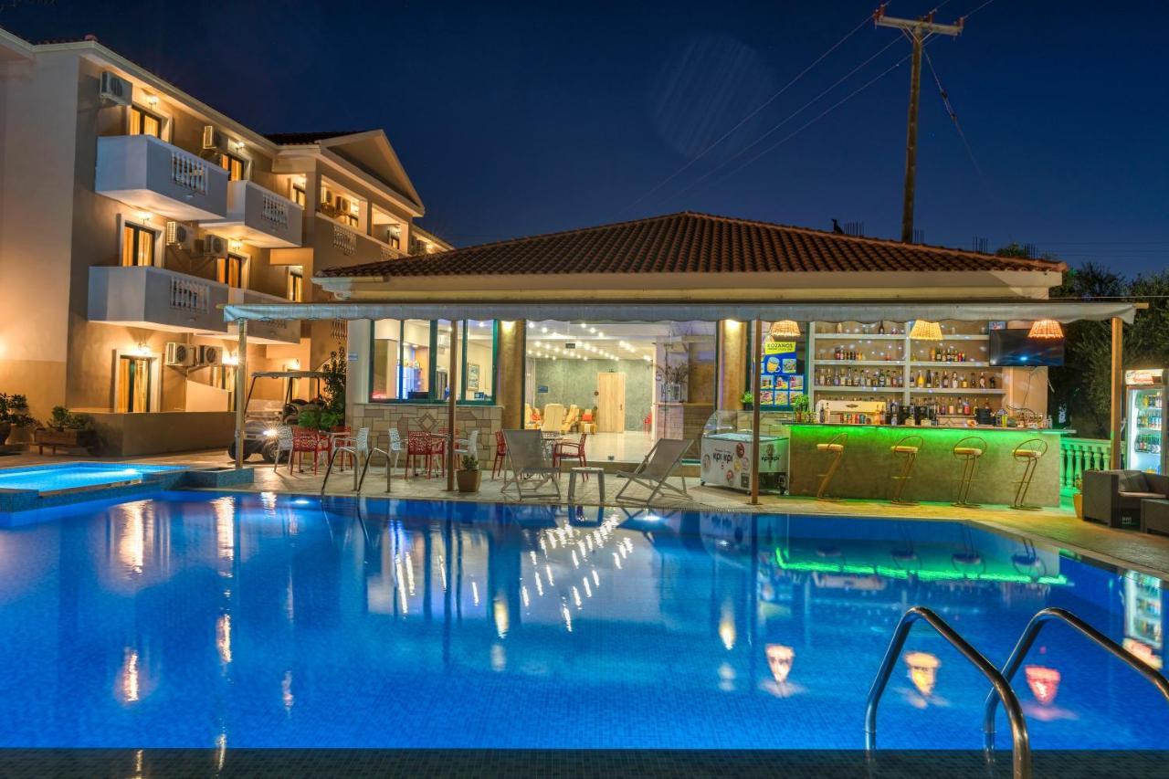 Kozanos Hotel & Suites 阿利卡纳斯 外观 照片